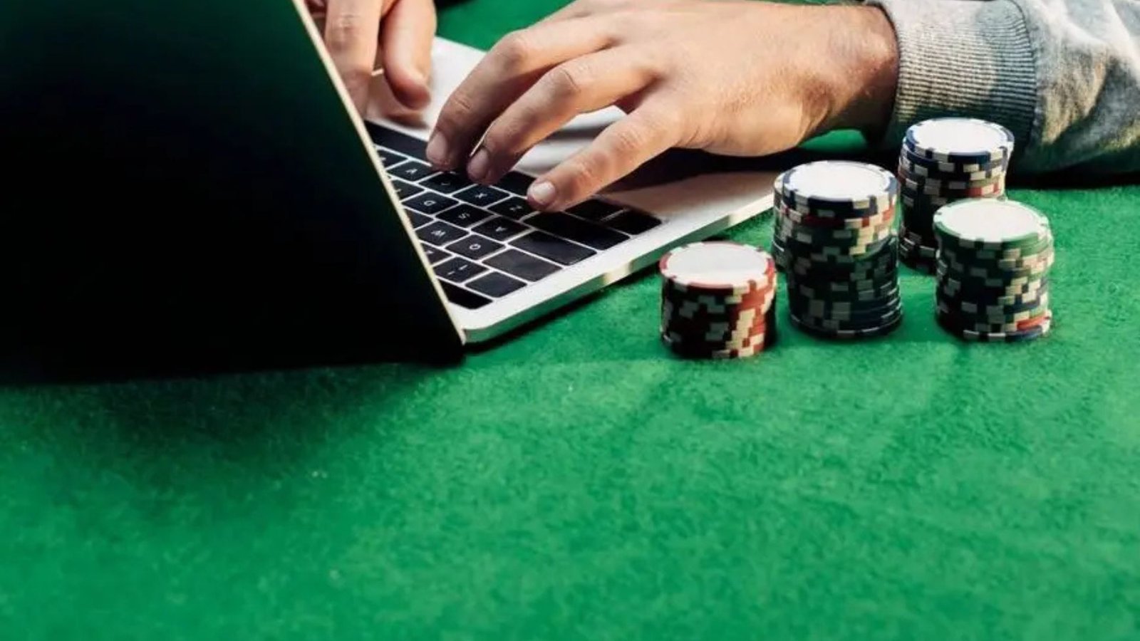Cost of Living Pressure and Casino Cashout Demand in Sydney & Melbourne